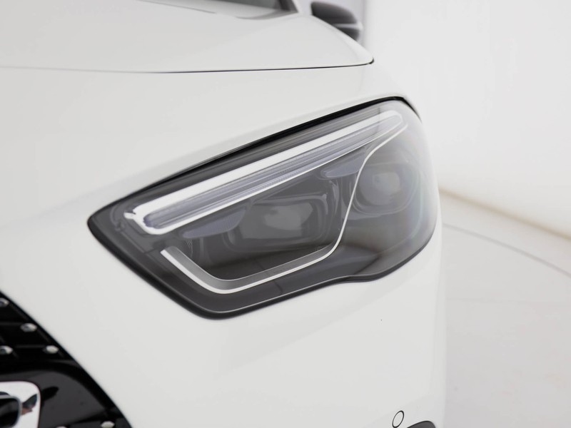 Mercedes GLA 200 d amg line advanced plus 4matic auto