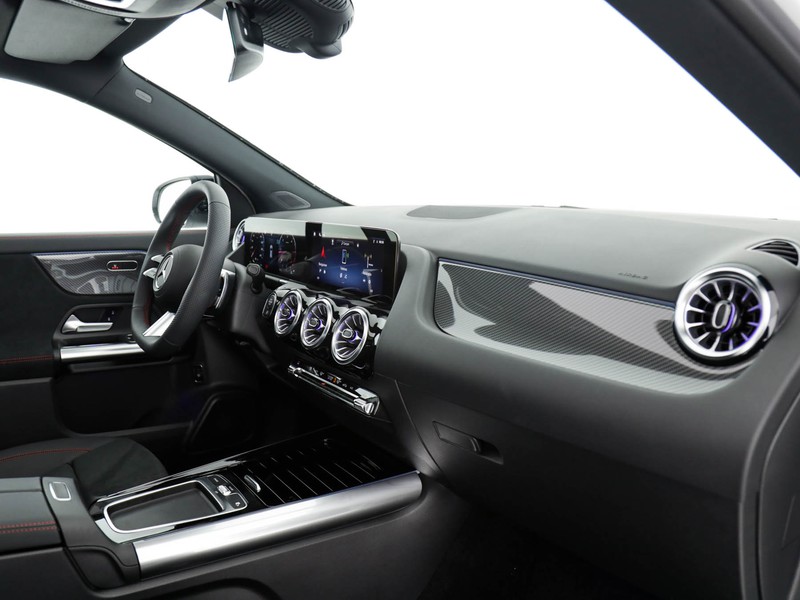 Mercedes GLA 200 d amg line advanced plus 4matic auto