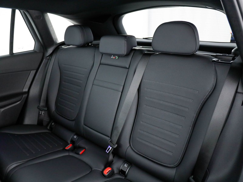 Mercedes GLC 300 de phev amg line premium tech 4matic auto