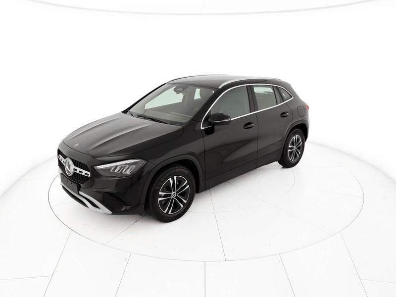 Mercedes GLA 180 Automatic benzina nero