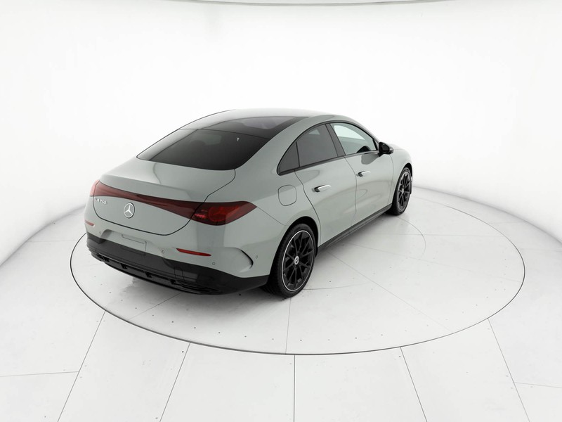 Mercedes CLA Coupè 250+ con tecnologia EQ  grigio
