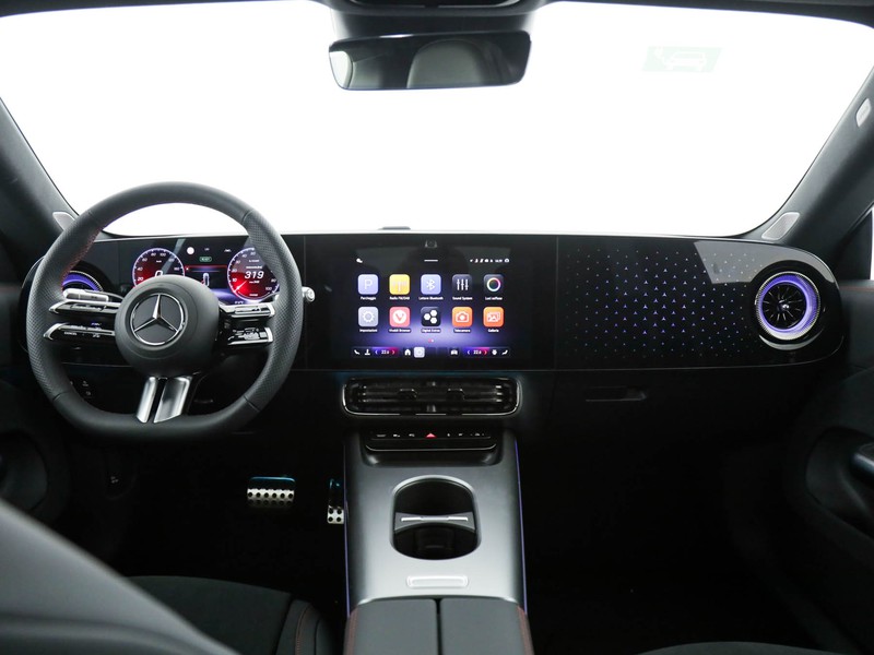 Mercedes CLA Coupè 250+ con tecnologia EQ  grigio