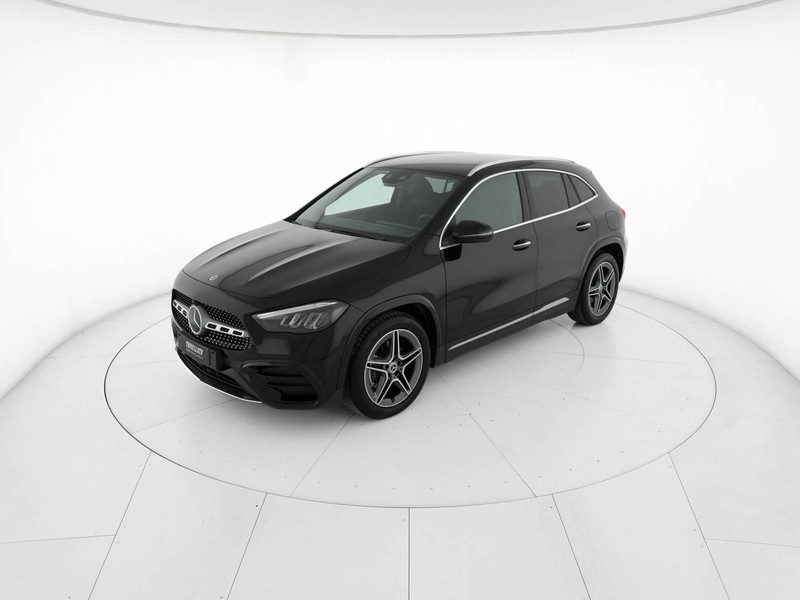 Mercedes GLA 200 d amg line premium 4matic auto