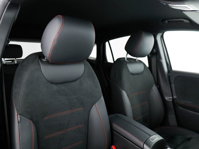 Mercedes GLA 200 d amg line premium 4matic auto