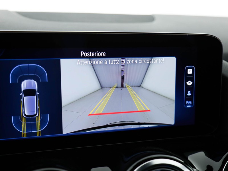 Mercedes GLA 200 d amg line premium 4matic auto