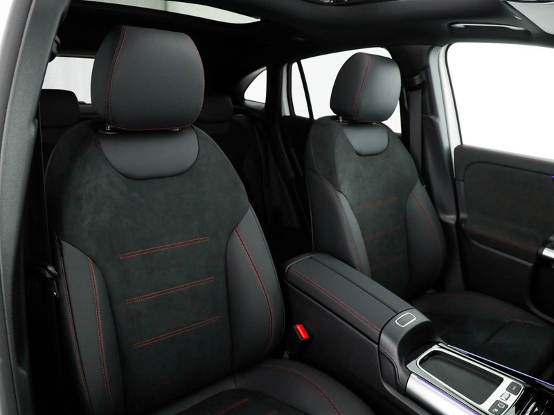 Mercedes GLA 200 d amg line advanced plus 4matic auto diesel bianco