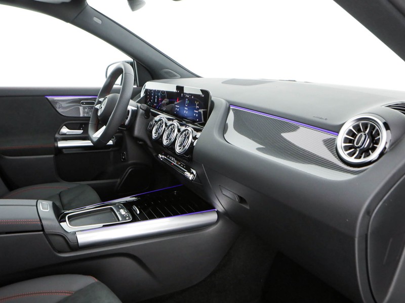 Mercedes GLA 200 d amg line advanced plus auto