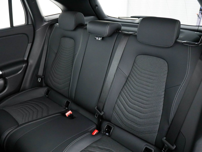 Mercedes GLA 180 d progressive advanced auto