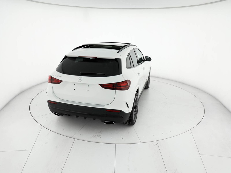 Mercedes GLA 180 d amg line advanced plus auto