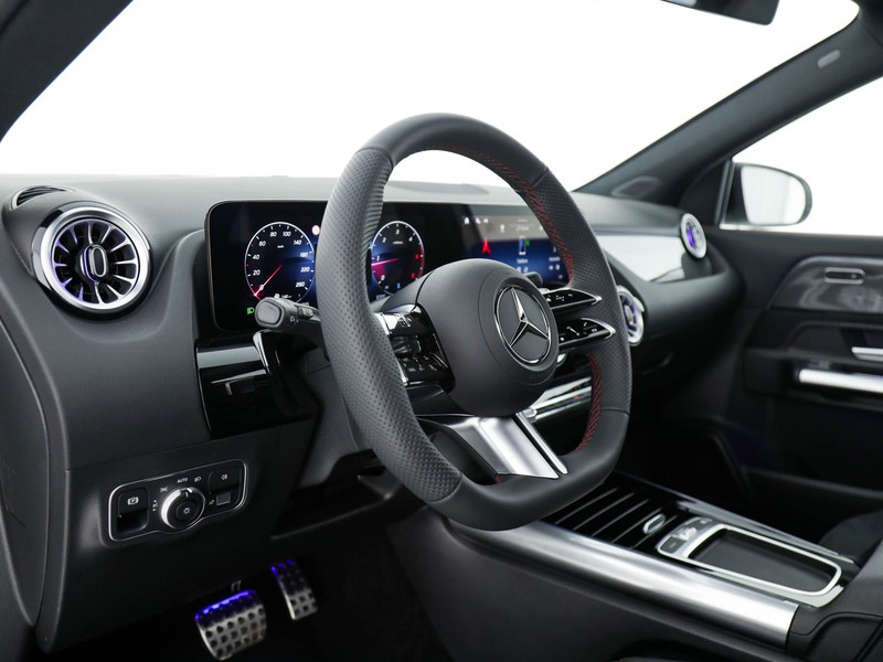 Mercedes GLA 180 d amg line advanced plus auto