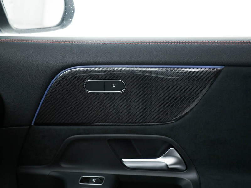 Mercedes GLA 180 d amg line advanced plus auto