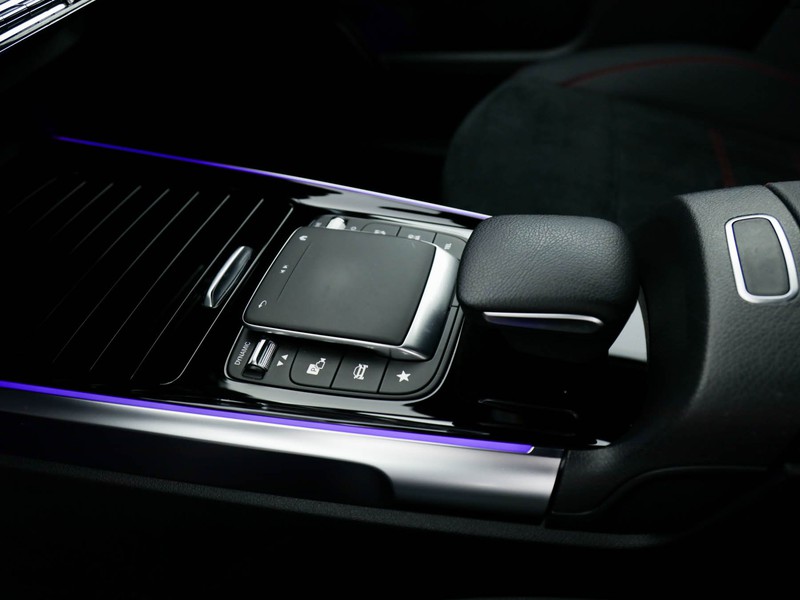 Mercedes EQB 250 premium elettrica nero