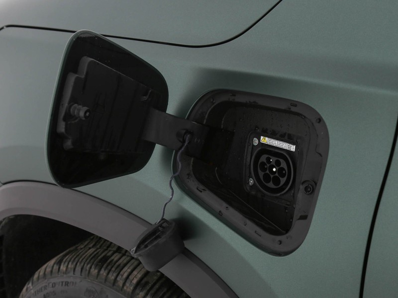 Sportequipe 8 1.5 phev auto ibrido 