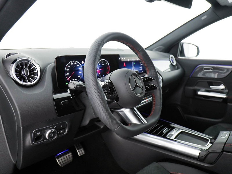 Mercedes GLA 180 d amg line advanced plus auto diesel grigio