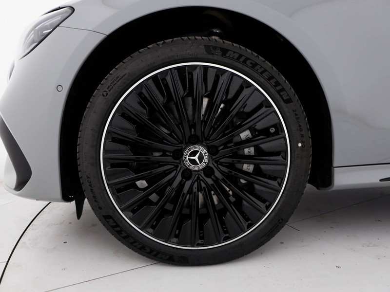 Mercedes Classe E Berlina E 220 d 4MATIC