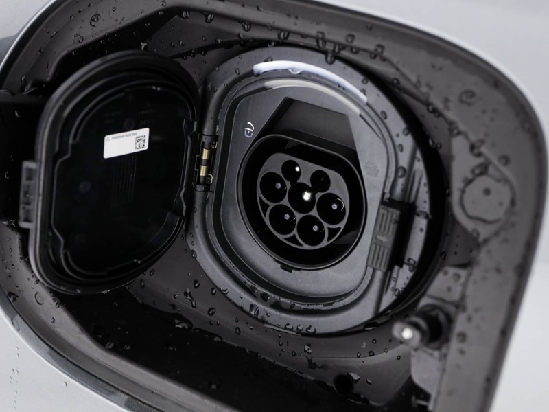 Mercedes Classe C SW sw 300 de phev travel edition 4matic auto ibrido argento