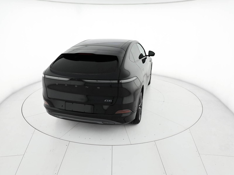 XPENG G6 68,5 kwh standard range rwd elettrica nero