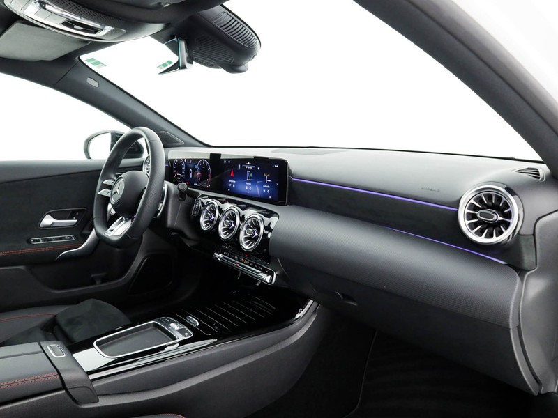 AMG Classe A a amg 35 amg line premium 4matic auto