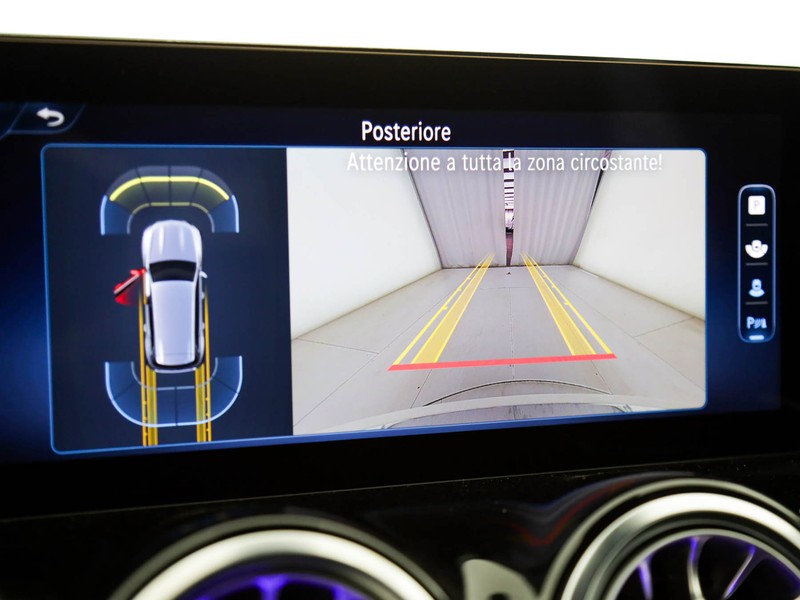 Mercedes GLB 180 d amg line advanced plus auto diesel bianco