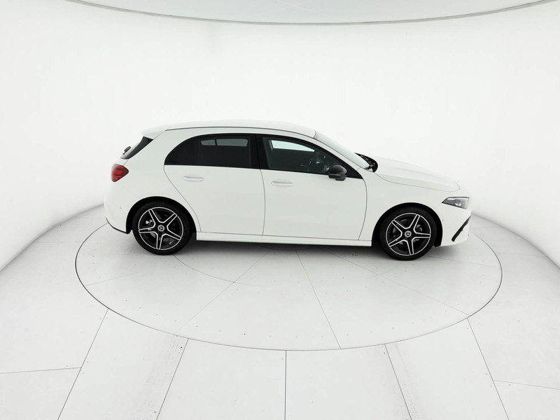 Mercedes Classe A 180 d amg line advanced plus auto diesel bianco