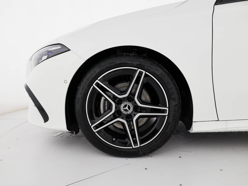 Mercedes Classe A 180 d amg line advanced plus auto diesel bianco