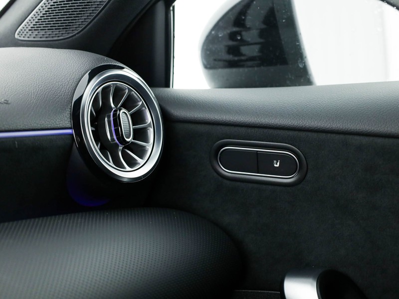 Mercedes Classe A 180 d amg line advanced plus auto diesel bianco