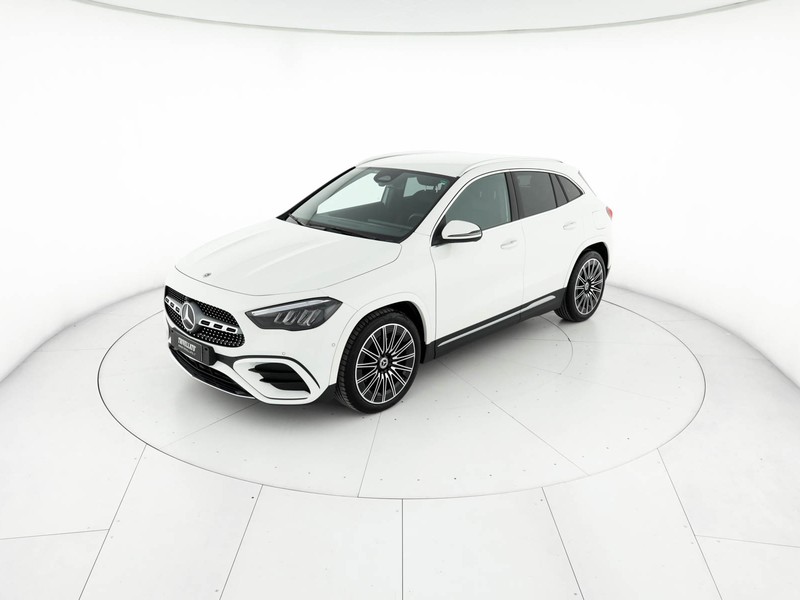 Mercedes GLA 200 d amg line advanced plus 4matic auto diesel bianco