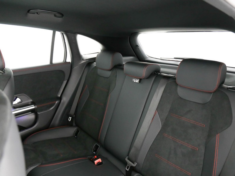 Mercedes GLA 200 d amg line advanced plus 4matic auto diesel bianco