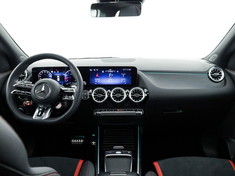 AMG GLA amg 35 amg line premium 4matic auto ibrido bianco