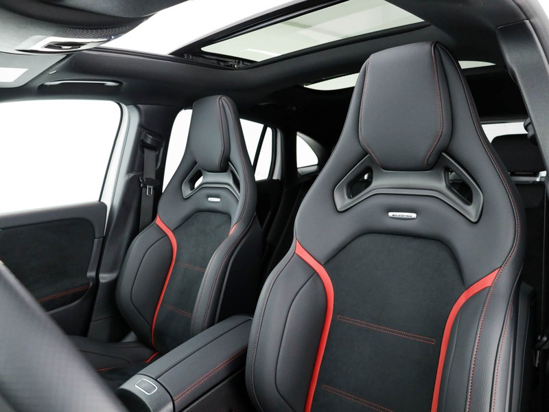 AMG GLA amg 35 amg line premium 4matic auto ibrido bianco