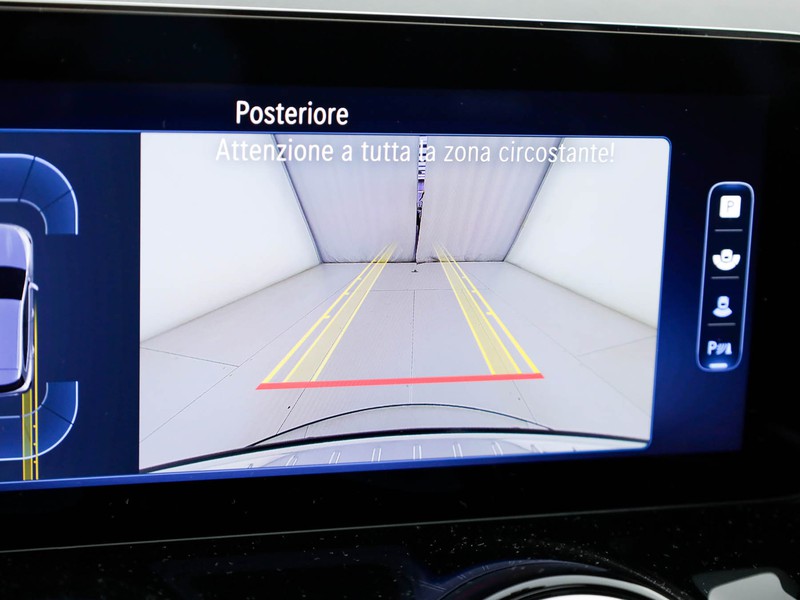 AMG GLA amg 35 amg line premium 4matic auto ibrido bianco