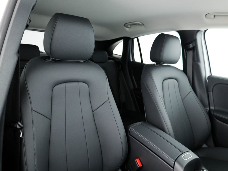 Mercedes GLA 200 d progressive advanced plus auto diesel argento