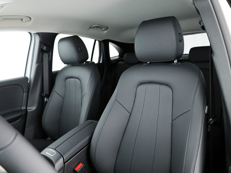 Mercedes GLA 200 d progressive advanced plus auto diesel argento