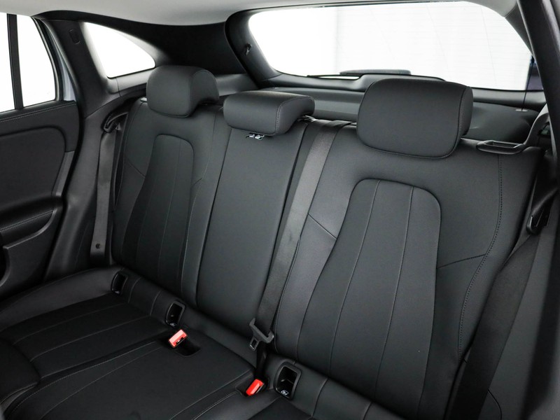 Mercedes GLA 200 d progressive advanced plus auto diesel argento