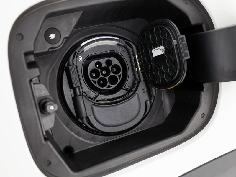 Mercedes GLA 250 e phev (eq-power) sport auto ibrido bianco