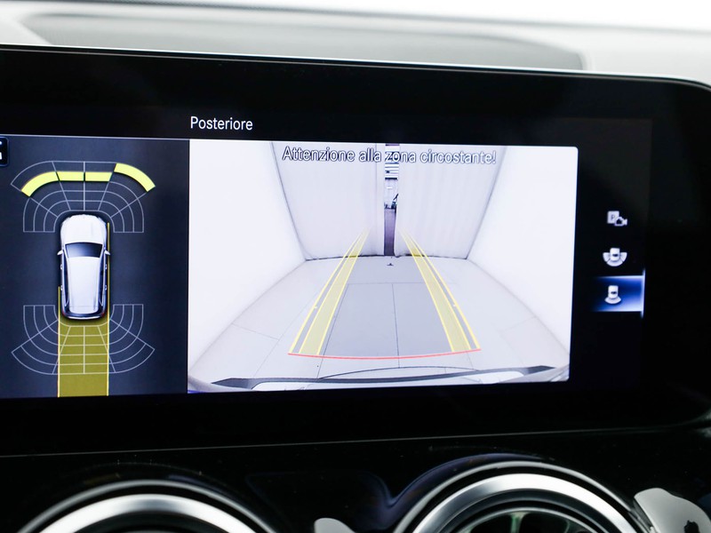 Mercedes GLB 200 d premium auto