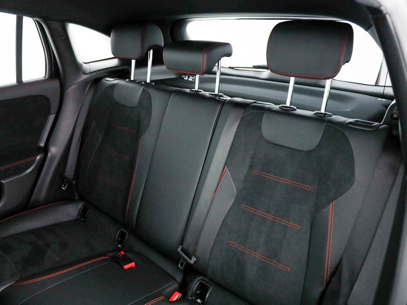 Mercedes GLA 200 d premium auto diesel nero