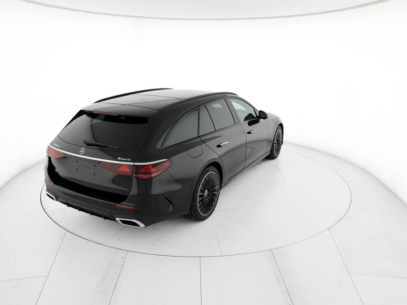 Mercedes Classe E SW E 300 DE PLUG IN 4 MATIC SW  nero