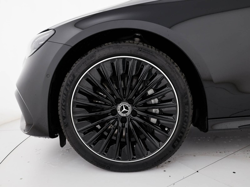 Mercedes Classe E SW E 300 DE PLUG IN 4 MATIC SW  nero