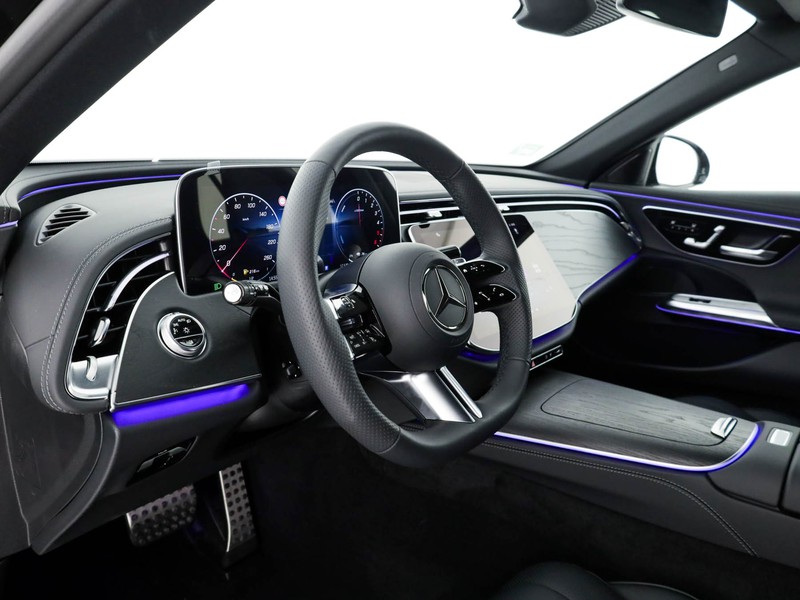 Mercedes Classe E SW E 300 DE PLUG IN 4 MATIC SW  nero