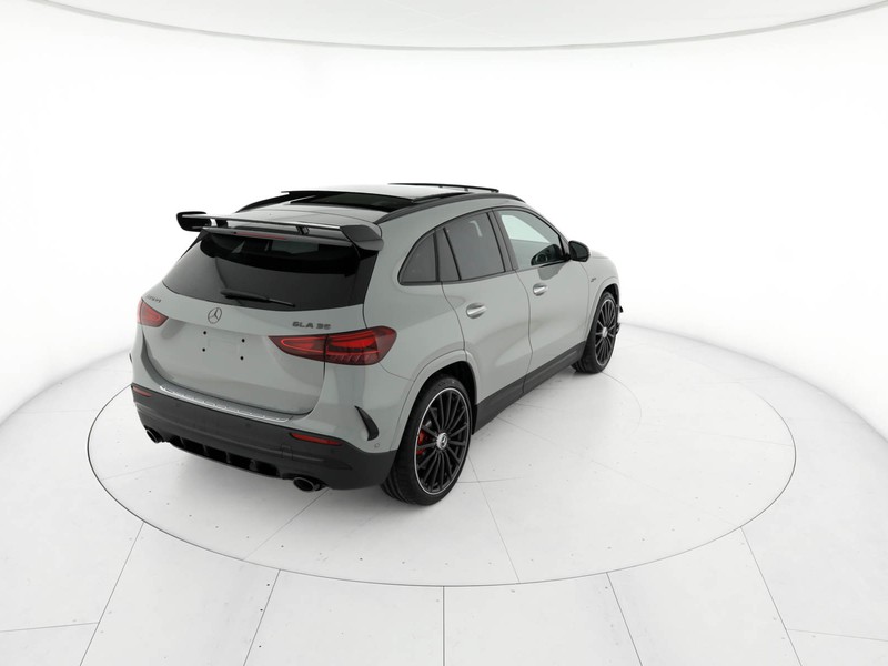 AMG GLA Mercedes-AMG 35 4MATIC benzina grigio