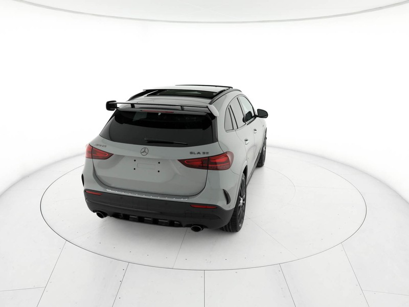 AMG GLA Mercedes-AMG 35 4MATIC benzina grigio