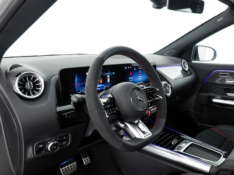 AMG GLA Mercedes-AMG 35 4MATIC benzina grigio