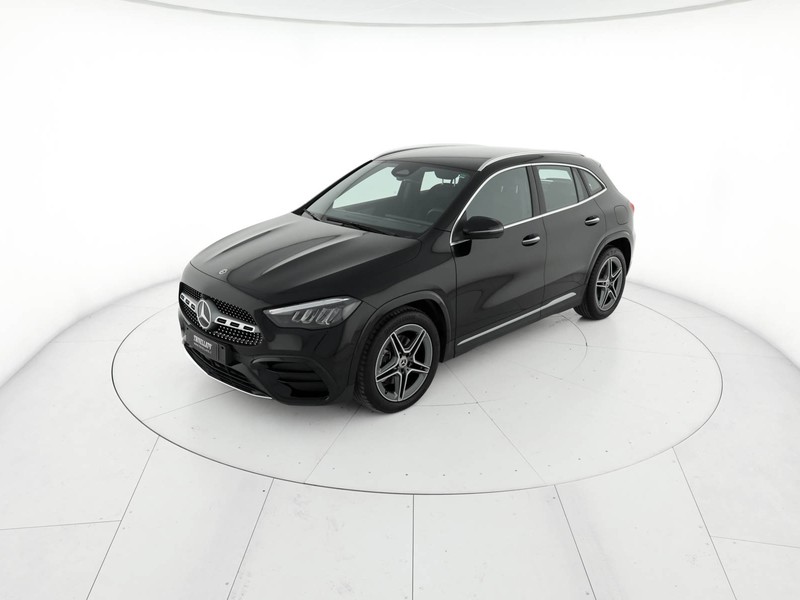 Mercedes GLA 180 d amg line premium plus auto diesel nero