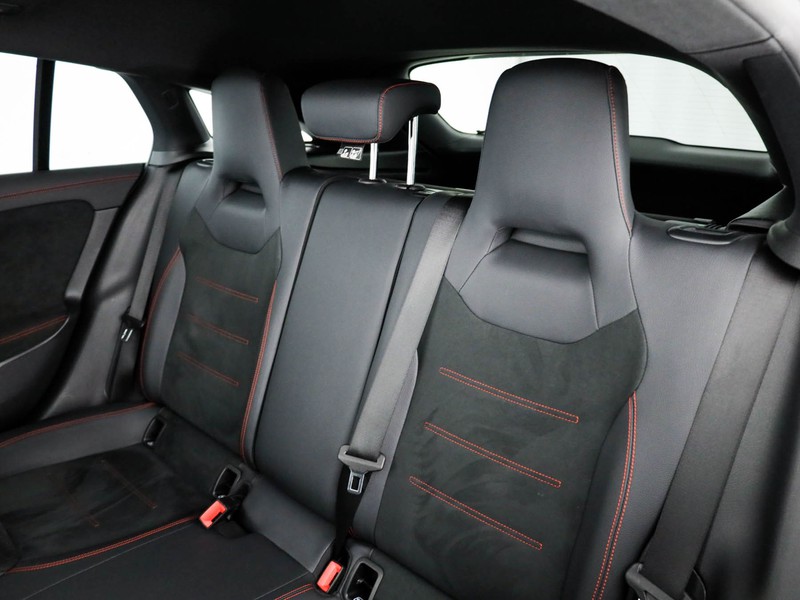 Mercedes CLA Shooting Brake  200 d premium auto diesel nero