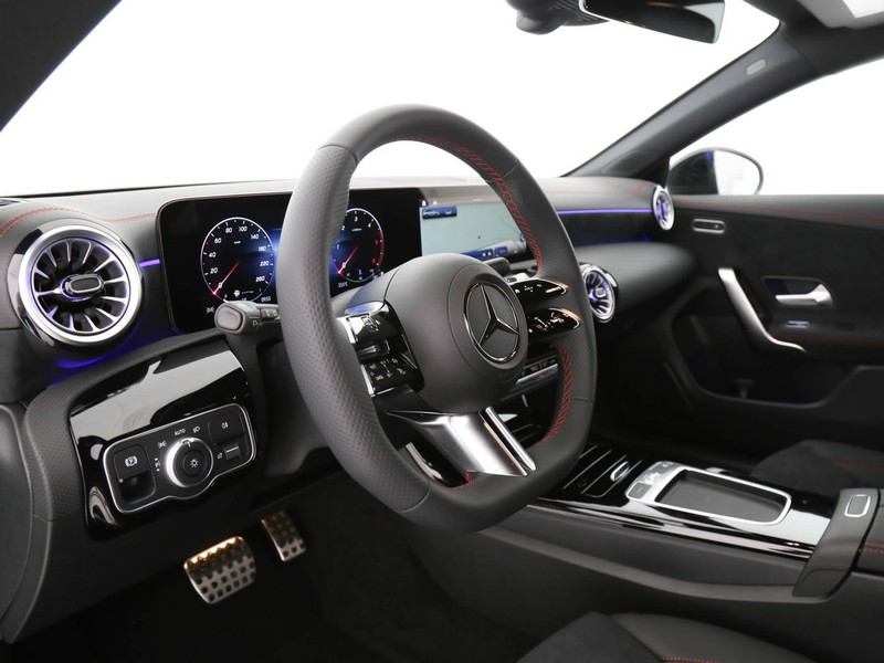 Mercedes CLA Shooting Brake  180 d amg line advanced plus auto