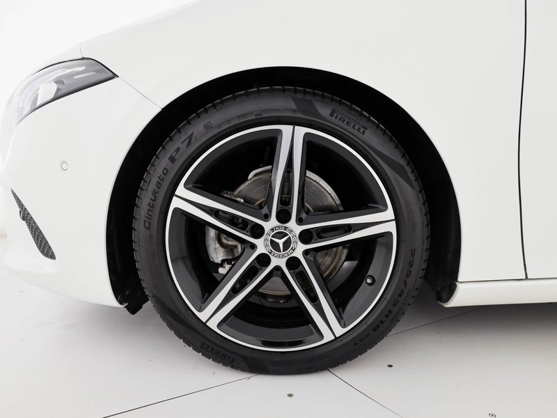 Mercedes Classe A 180 d sport auto diesel bianco