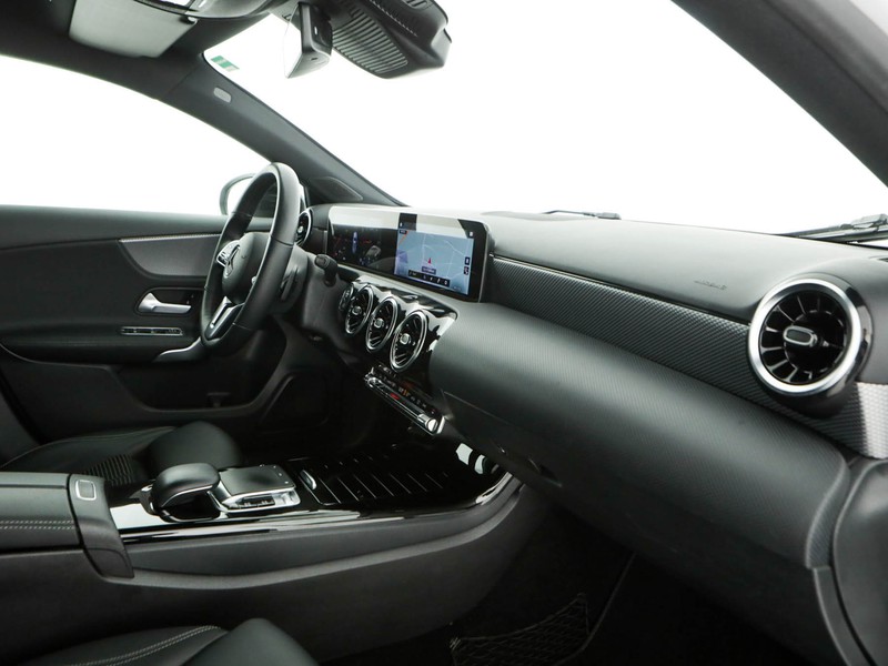 Mercedes Classe A 180 d sport auto diesel bianco