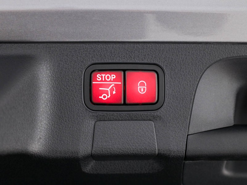 Mercedes CLA Shooting Brake  200 d amg line premium auto