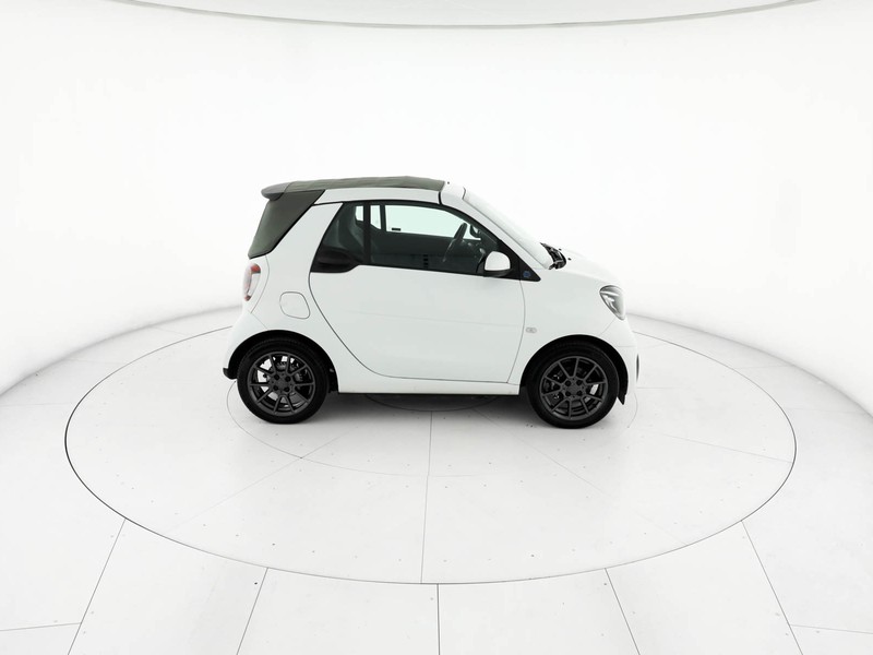 Smart Fortwo Cabrio cabrio eq prime 22kw elettrica bianco